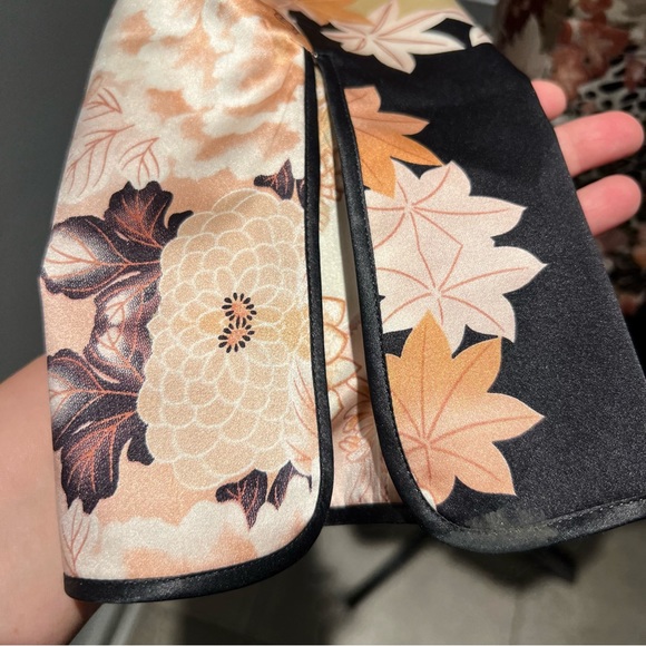 JS Collections Jacket - Picture 8 of 9